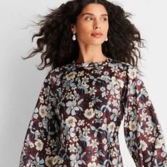 NWOT Future Collective NWT Silky Floral Shift Dress Open Back Romantic Feminine - Picture 6 of 11